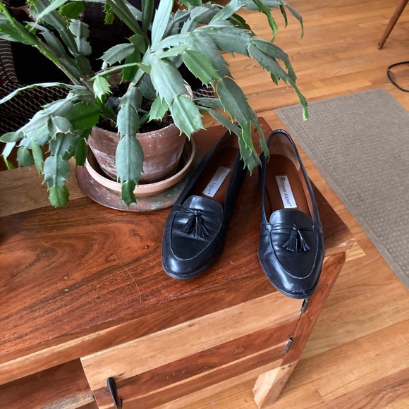 Life stride patent leather slingback heels. - Picture 7 of 7